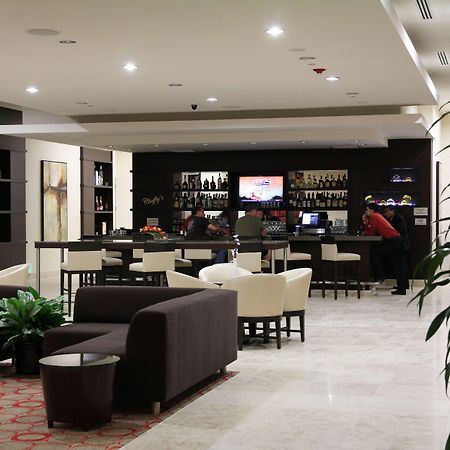 Embassy Suites Ontario - Airport Интериор снимка