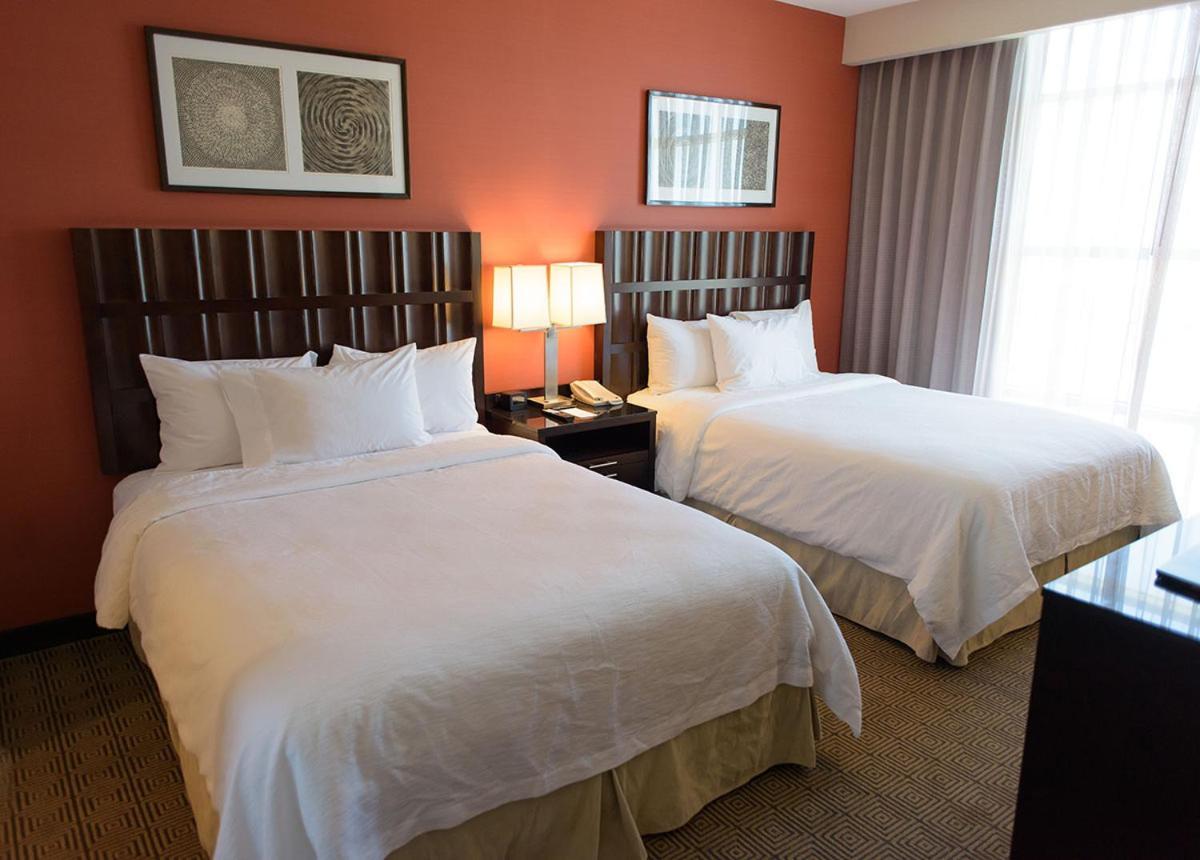 Embassy Suites Ontario - Airport Екстериор снимка